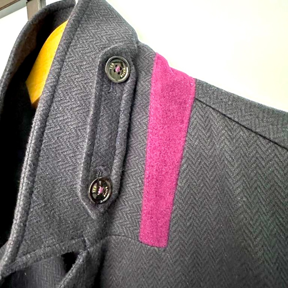 Ted Baker Men’s Jacket - size 4